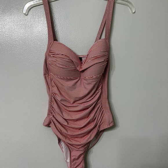 NIP TUCK RED stripe - one piece swim suit. Size 6. See 2nd photo for actual suit - Picture 1 of 12